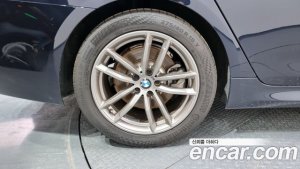 BMW 5-Series 520i M Sport 2020 года из Южной Кореи