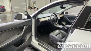 Tesla Model Y Standard RANGE 2021 года из Южной Кореи