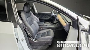 Tesla Model Y Standard RANGE 2021 года из Южной Кореи