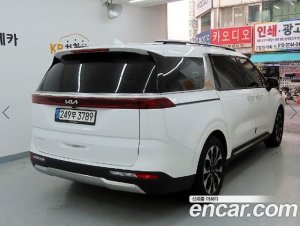 Kia Carnival 7-Seater Noblesse 2022 года из Южной Кореи