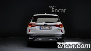 Kia Seltos Бензин 1.6 Turbo 2WD 2021 года из Южной Кореи