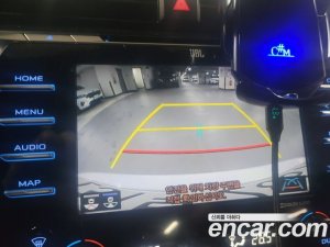 Toyota Camry 2.5 XLE HYBRID 2021 года из Южной Кореи