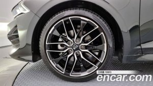Kia K5 1.6 Turbo 2020 года из Южной Кореи