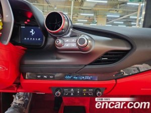 Ferrari F8 3.9 V8 2021 года из Южной Кореи