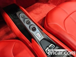 Ferrari F8 3.9 V8 2021 года из Южной Кореи