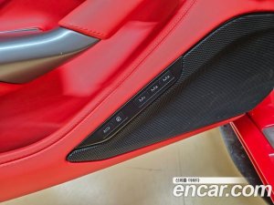 Ferrari F8 3.9 V8 2021 года из Южной Кореи