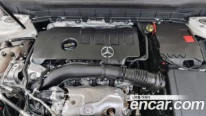 Mercedes-Benz GLB-Class GLB220 2021 года из Южной Кореи