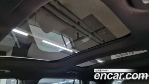 Mercedes-Benz GLB-Class GLB220 2021 года из Южной Кореи