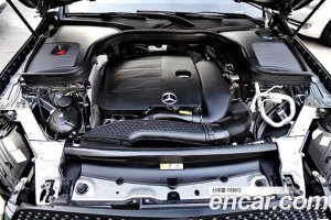 Mercedes-Benz GLC-Class GLC300 4MATIC Premium 2021 года из Южной Кореи