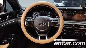 Kia K5 2.0 2020 года из Южной Кореи