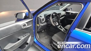Hyundai Venue 1.6 Smart 2020 года из Южной Кореи
