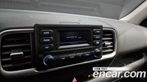 Hyundai Venue 1.6 Smart 2020 года из Южной Кореи
