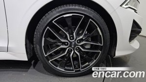 Kia K5 1.6 Turbo 2020 года из Южной Кореи