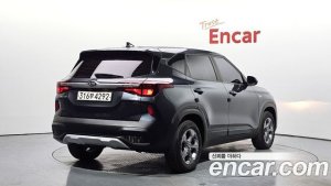 Kia Seltos Дизель 1.6 2WD 2020 года из Южной Кореи