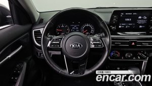 Kia Seltos Дизель 1.6 2WD 2020 года из Южной Кореи