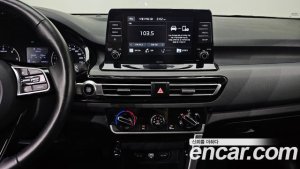 Kia Seltos Дизель 1.6 2WD 2020 года из Южной Кореи