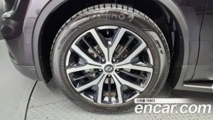 Renault-KoreaSamsung QM6 2.0 GDe RE Signature 2WD 2020 года из Южной Кореи