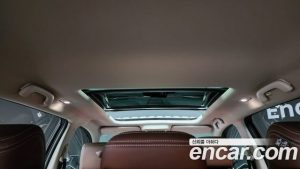 Renault-KoreaSamsung QM6 2.0 GDe RE Signature 2WD 2020 года из Южной Кореи