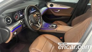 Mercedes-Benz E-Class E250 Avantgarde 2020 года из Южной Кореи