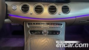 Mercedes-Benz E-Class E250 Avantgarde 2020 года из Южной Кореи