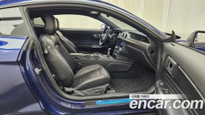 Ford Mustang Coupe 2020 года из Южной Кореи