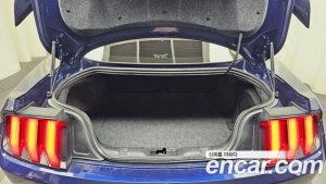 Ford Mustang Coupe 2020 года из Южной Кореи