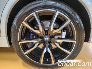 BMW X7 xDrive 30d M Sport 6인승 2020 года из Южной Кореи