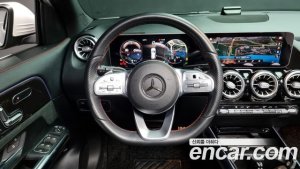 Mercedes-Benz GLA-Class GLA250 4MATIC 2020 года из Южной Кореи