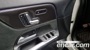 Mercedes-Benz GLA-Class GLA250 4MATIC 2020 года из Южной Кореи