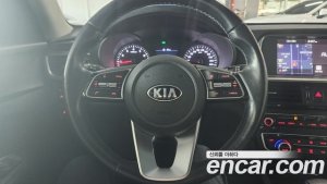 Kia K5 2.0 2020 года из Южной Кореи
