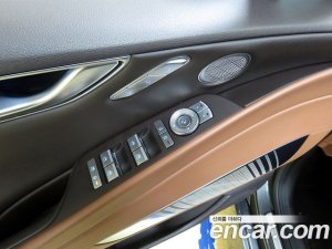 Genesis G80 Бензин 3.5 Turbo AWD 2022 года из Южной Кореи