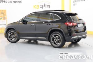 Mercedes-Benz GLA-Class GLA250 4MATIC 2020 года из Южной Кореи