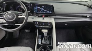 Hyundai AVANTE 1.6 2021 года из Южной Кореи