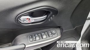 Jeep Cherokee 2.4 Limited 2WD 2021 года из Южной Кореи