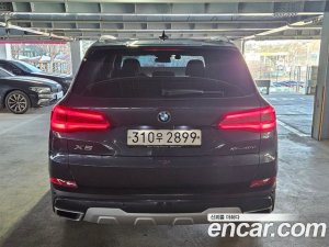 BMW X5 xDrive 40d xLine 2021 года из Южной Кореи
