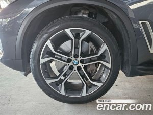 BMW X5 xDrive 40d xLine 2021 года из Южной Кореи