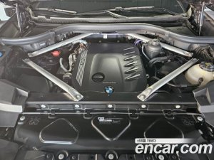 BMW X5 xDrive 40d xLine 2021 года из Южной Кореи