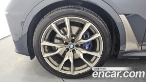 BMW X7 M50i 6인승 2021 года из Южной Кореи