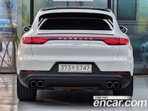 Porsche Cayenne 3.0 Coupe 2020 года из Южной Кореи