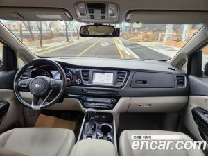 Kia Carnival 9-Seater Prestige 2020 года из Южной Кореи