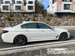 BMW 5-Series 520i M Sport 2021 года из Южной Кореи