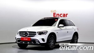 Mercedes-Benz GLC-Class GLC300e 4MATIC 2020 года из Южной Кореи