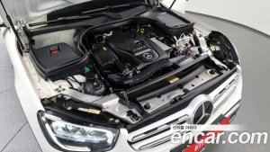 Mercedes-Benz GLC-Class GLC300e 4MATIC 2020 года из Южной Кореи