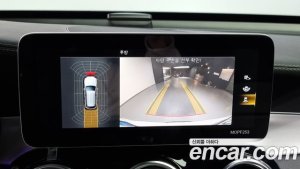 Mercedes-Benz GLC-Class GLC300e 4MATIC 2020 года из Южной Кореи
