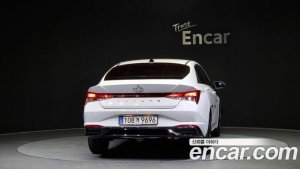 Hyundai AVANTE 1.6 2021 года из Южной Кореи