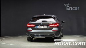 BMW 1-Series 118d Sport 2020 года из Южной Кореи