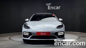 Porsche Panamera 4.0 GTS 2021 года из Южной Кореи