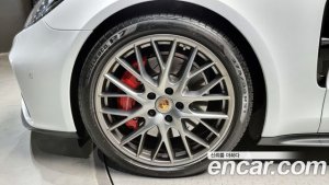 Porsche Panamera 4.0 GTS 2021 года из Южной Кореи