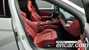 Porsche Panamera 4.0 GTS 2021 года из Южной Кореи
