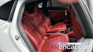Porsche Panamera 4.0 GTS 2021 года из Южной Кореи